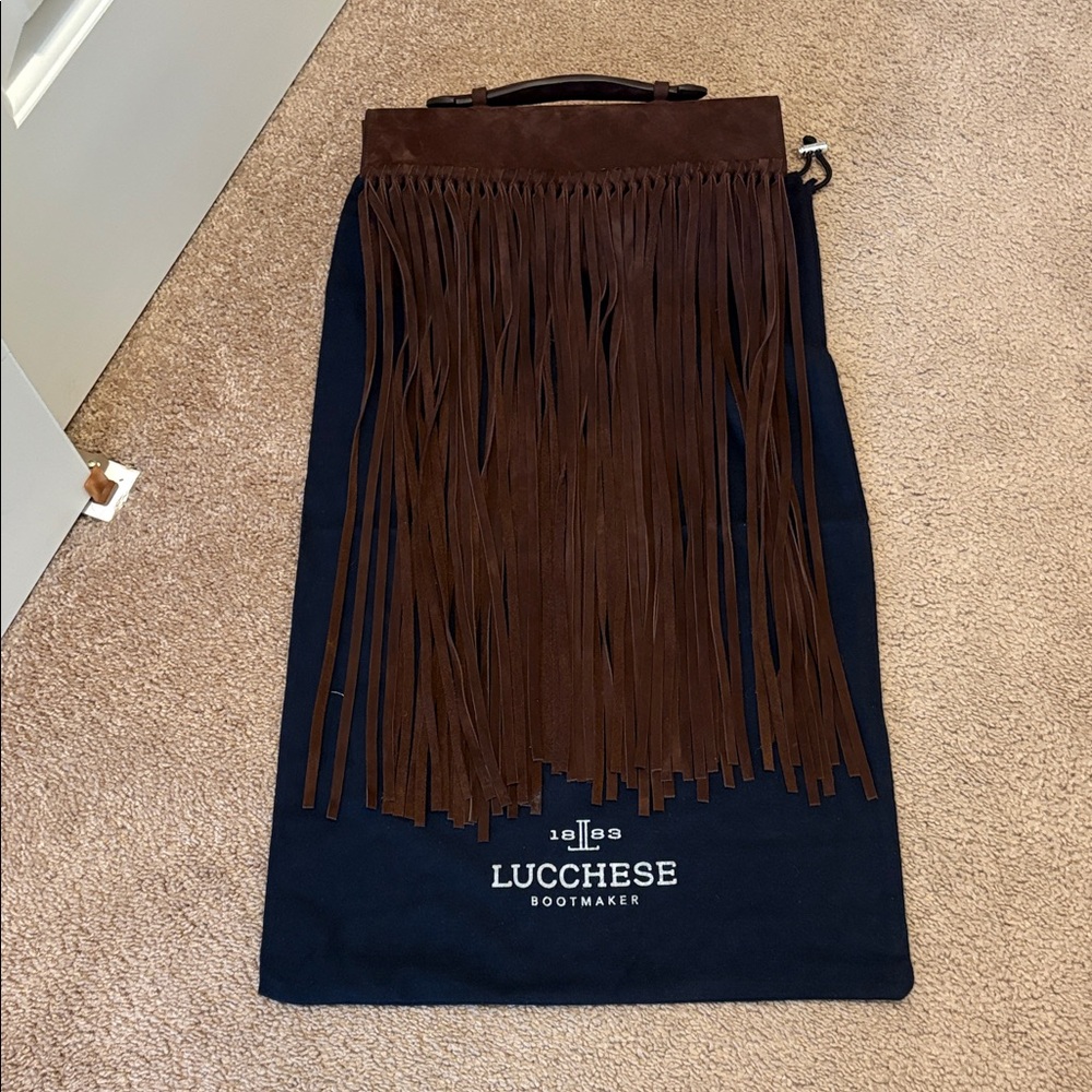Lucchese Burgundy Suede Fringe Shoulder Bag - Picture 8 of 11
